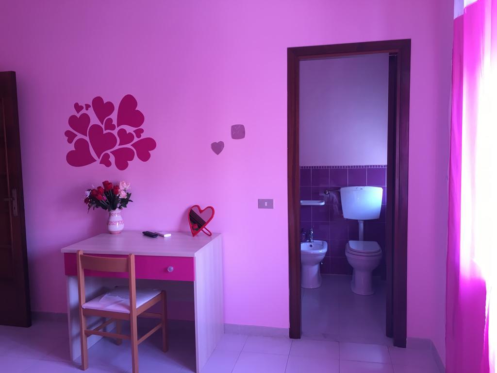 Bed and Breakfast I Colori Dell'Arcobaleno Santo Stefano di Camastra Exterior foto