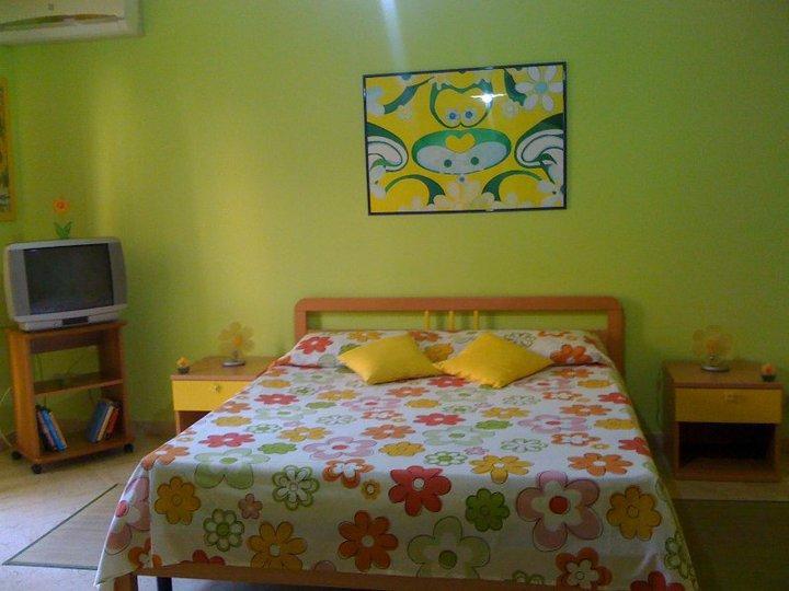Bed and Breakfast I Colori Dell'Arcobaleno Santo Stefano di Camastra Exterior foto